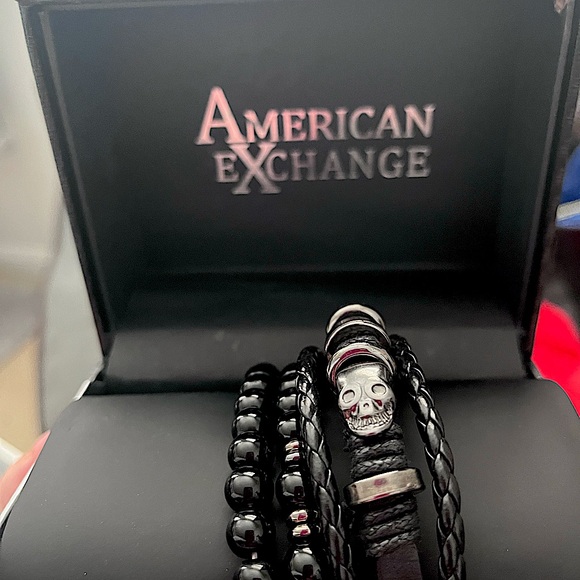 American Exchange Unisex leather Skull bracelet set - Picture 1 of 3